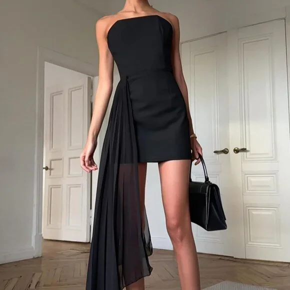 Pleated Detail Tube Mini Dress - Picture 4 of 14